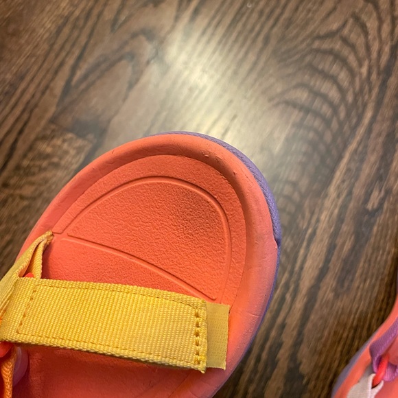Teva x Outdoor Voices Hurricane XLT2 Sandals - Picture 14 of 14